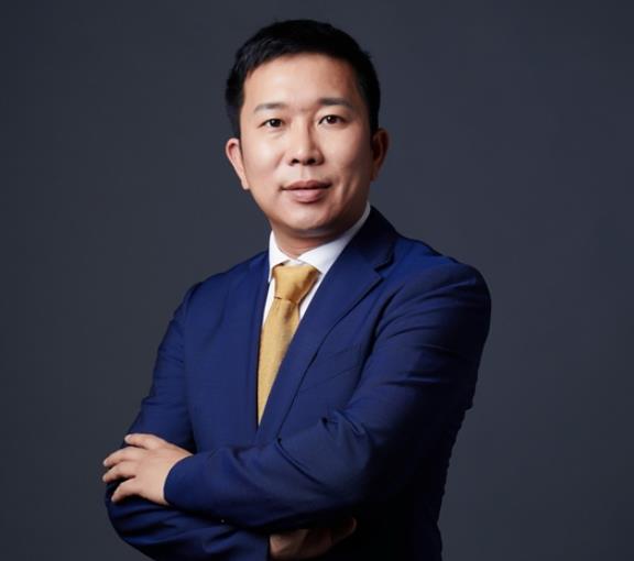 福布斯中国专访 | 秦淮数据CEO吴华鹏: 从IDC到“Token工厂”,AI时代的算力底层逻辑正在重塑
