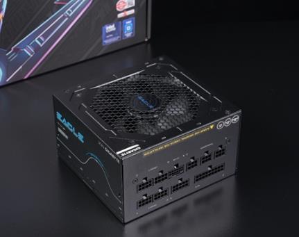 技嘉猎鹰白金电源技术解析:ATX 3.1、氮化镓与白金认证三重加持